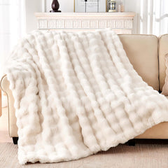 Luxury Faux Rabbit Fur Throw Blanket, Soft Bubble Fluffy Blanket Cozy Fuzzy Throw Blankets for Bed Sofa Couch, Decorative Thick Warm Plush Fuzzy Elegant Soft Mink Blanket